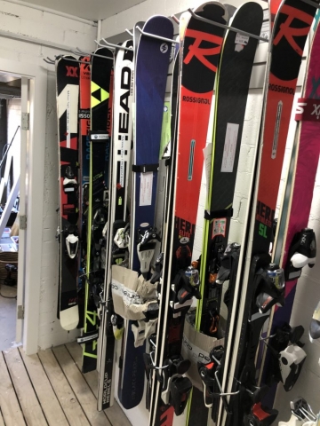 StoreWALL for Skiing Equipment
