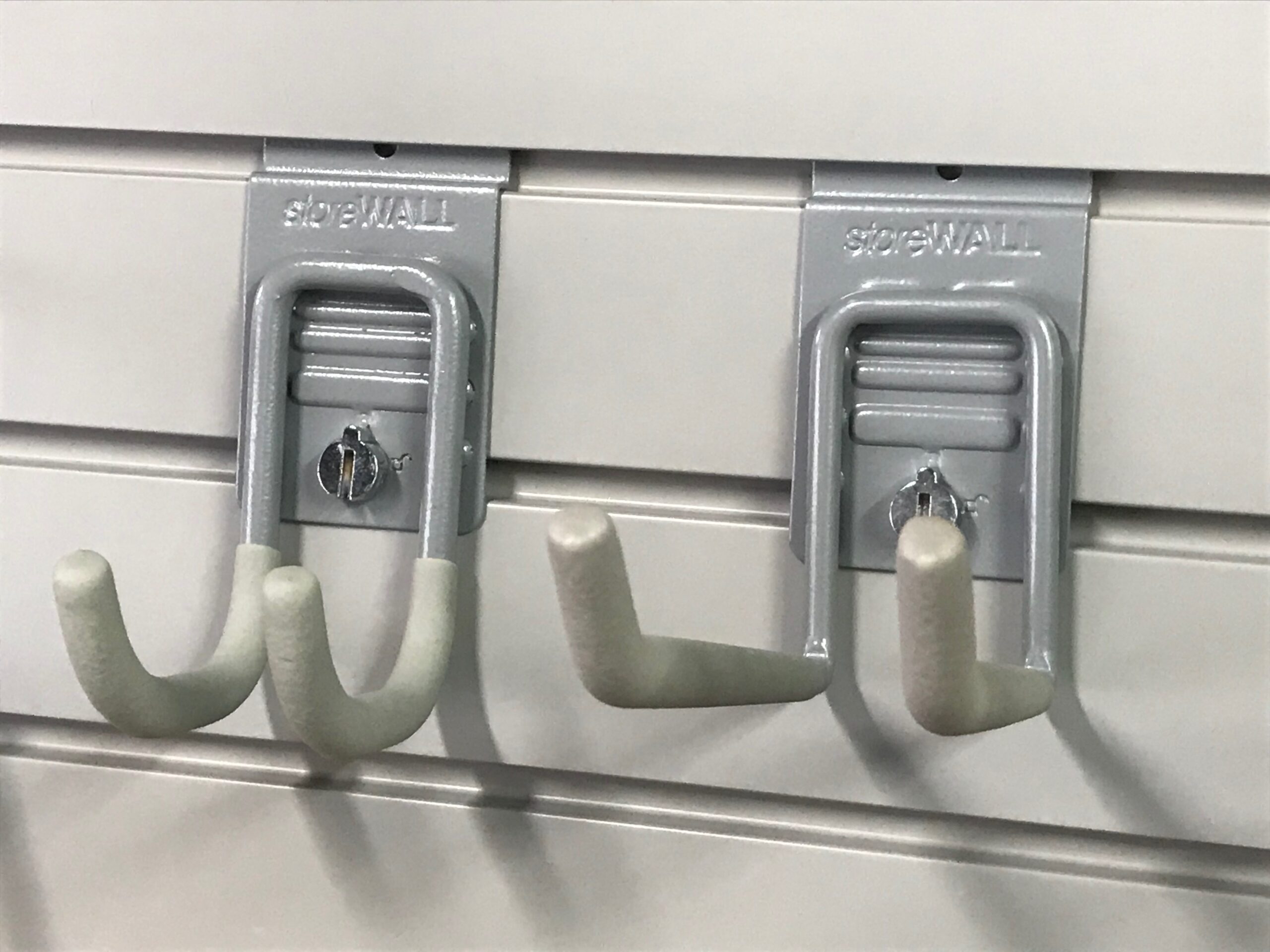 slatwall hooks