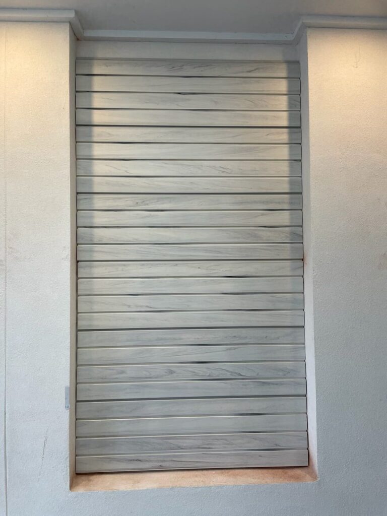 custom size slatwall